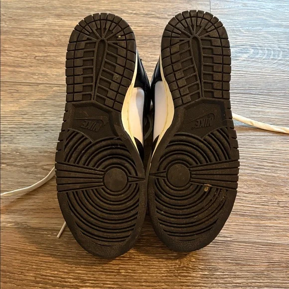 Nike Dunk High Retro “Black/White” (Panda) - Picture 5 of 5